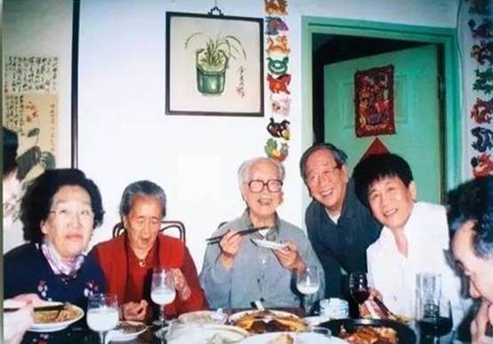 娱乐生活 第112页