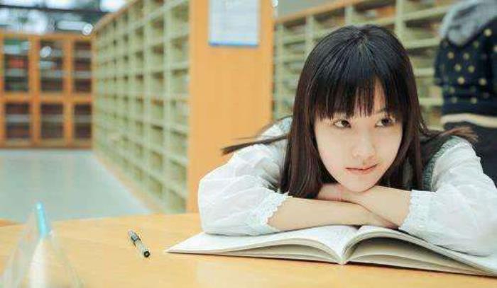 同校女生怎么追